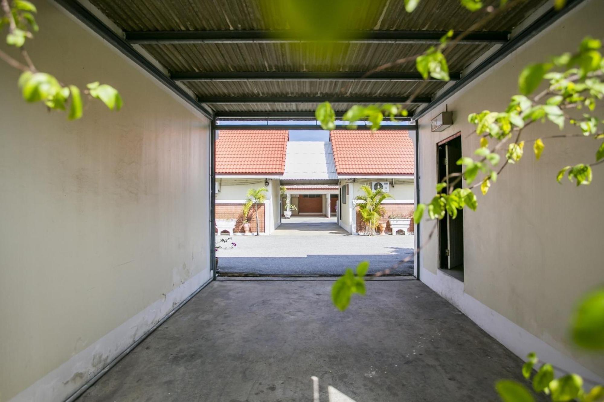 Bualuang Hotel Ang Thong Zewnętrze zdjęcie