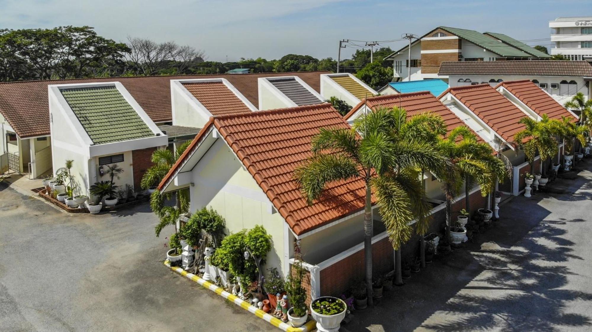 Bualuang Hotel Ang Thong Zewnętrze zdjęcie