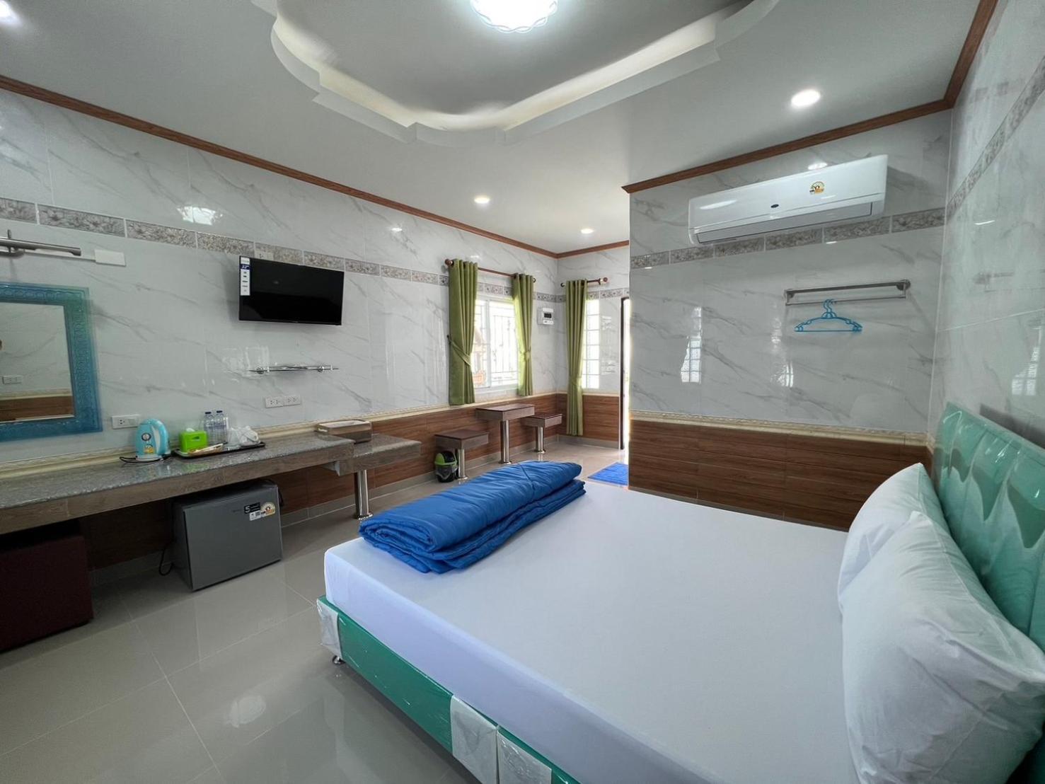 Bualuang Hotel Ang Thong Zewnętrze zdjęcie